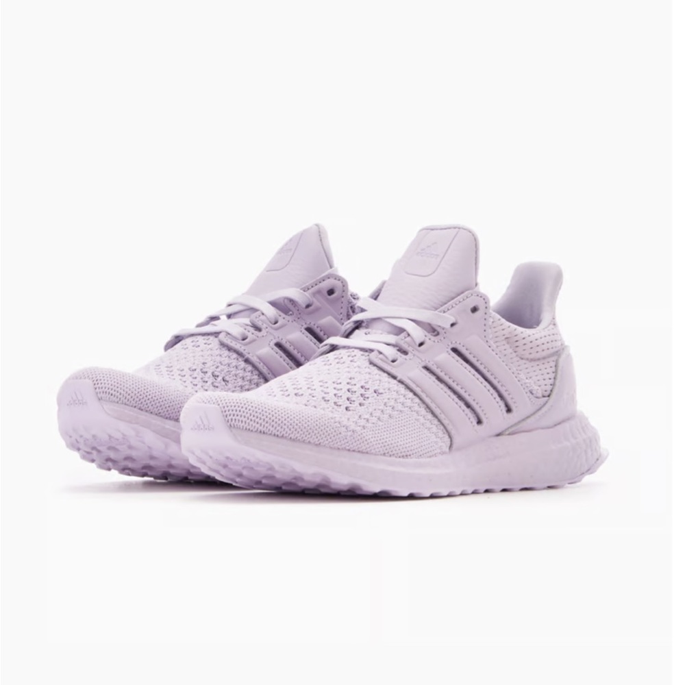 ADIDAS ULTRABOOST 1.0 WWomens shoes size 7.5